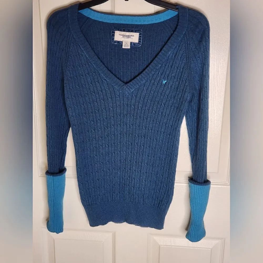 American Eagle Outfitters L Blue Lngslv Cable Knit Angora Blend Women's Sweater